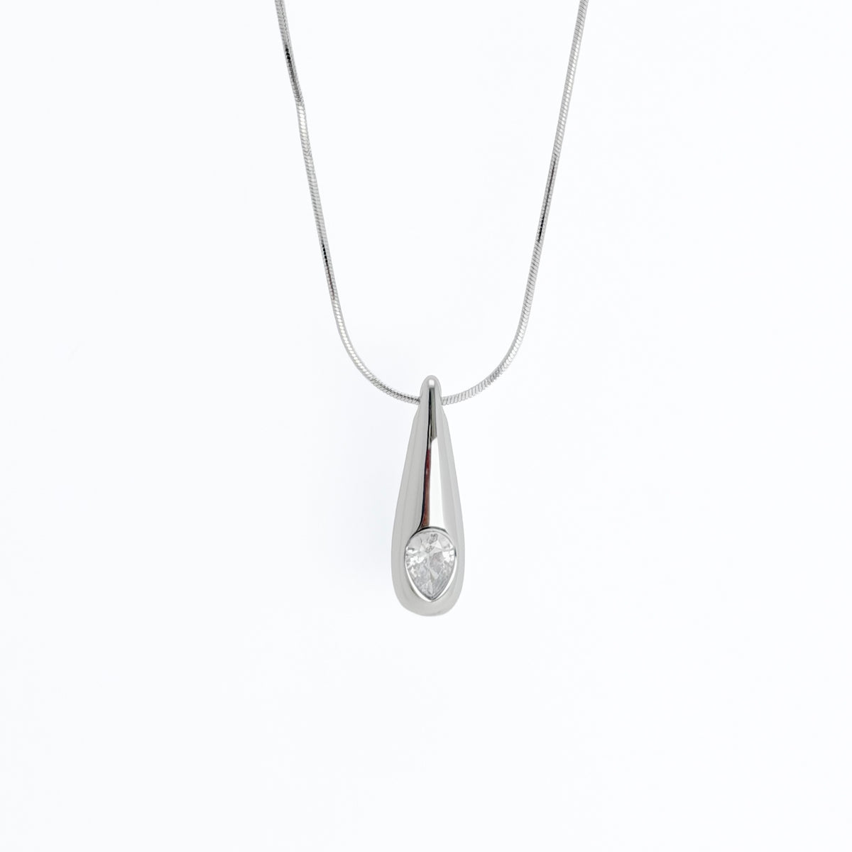 Collar Lily